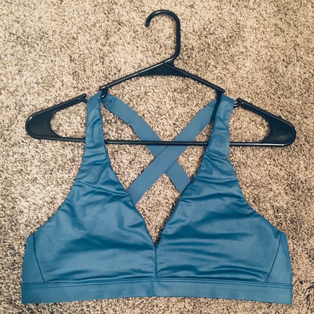 Victoria Secret Sports Bra, Size Large